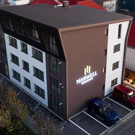 Deluxe Aparthotel Marwell Residence Suceava Ngoại thất bức ảnh